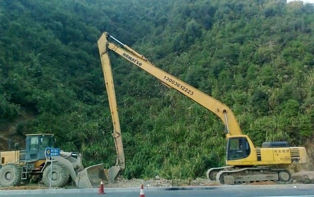 長臂挖掘機(jī)廠家、長臂挖掘機(jī)廠家定制、長臂挖掘機(jī)廠家改裝